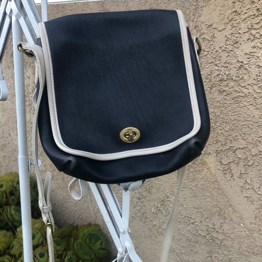 Vintage coach purse!
